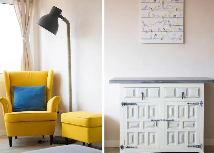 - Beachside - Free Parking - Limited Size Car