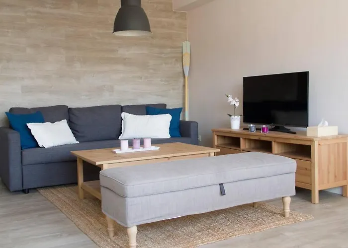 - Beachside - Free Parking - Limited Size Car Appartement Lloret de Mar