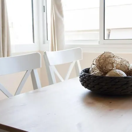 - Beachside - Free Parking - Limited Size Car Lloret de Mar