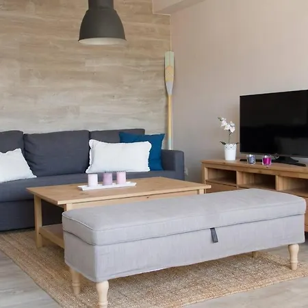 - Beachside - Free Parking - Limited Size Car Appartamento Lloret de Mar